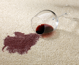 how to treat a red wine stain